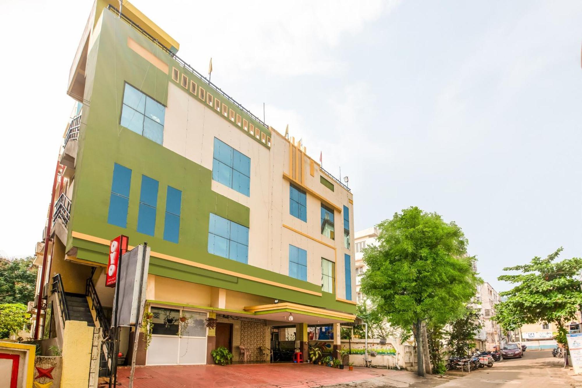 Oyo Flagship 75817 Ahvanam Guest House Tikkavanipalem المظهر الخارجي الصورة