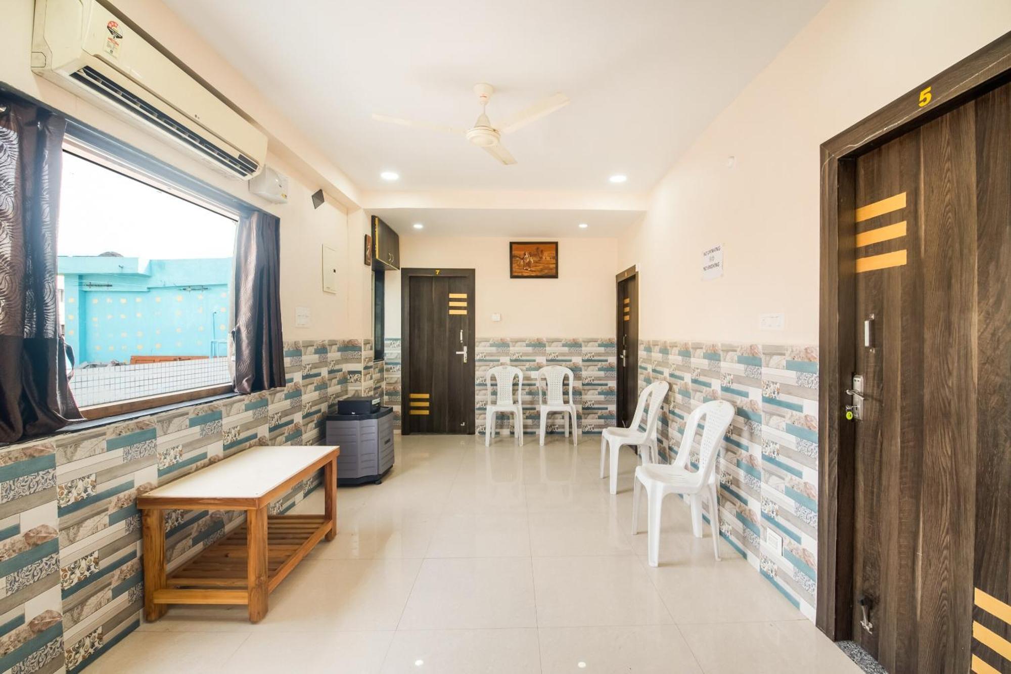 Oyo Flagship 75817 Ahvanam Guest House Tikkavanipalem المظهر الخارجي الصورة