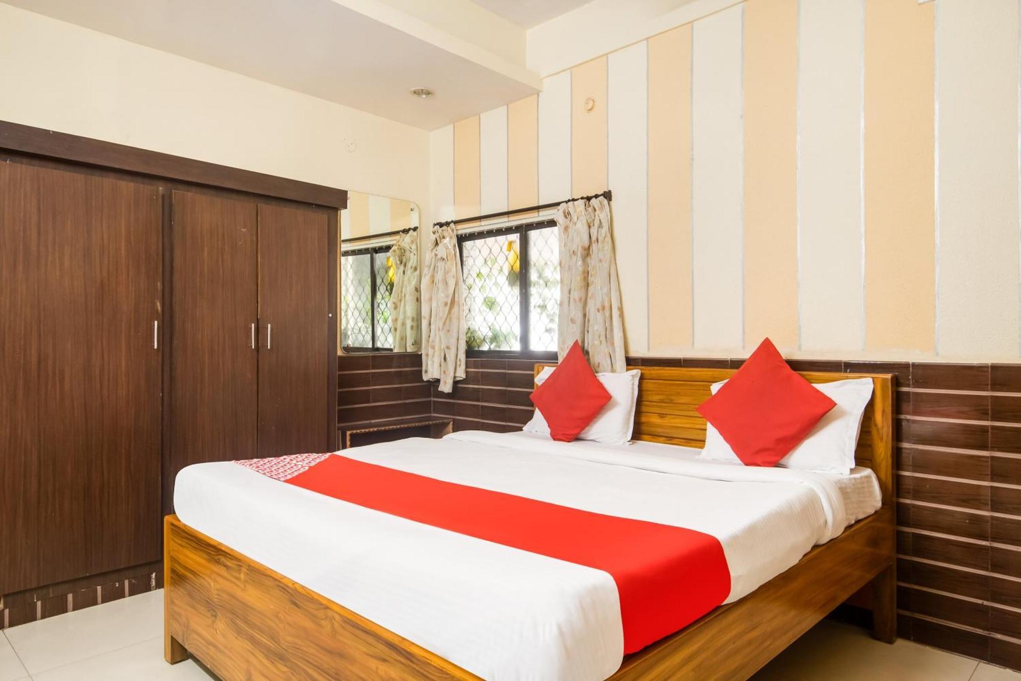 Oyo Flagship 75817 Ahvanam Guest House Tikkavanipalem المظهر الخارجي الصورة