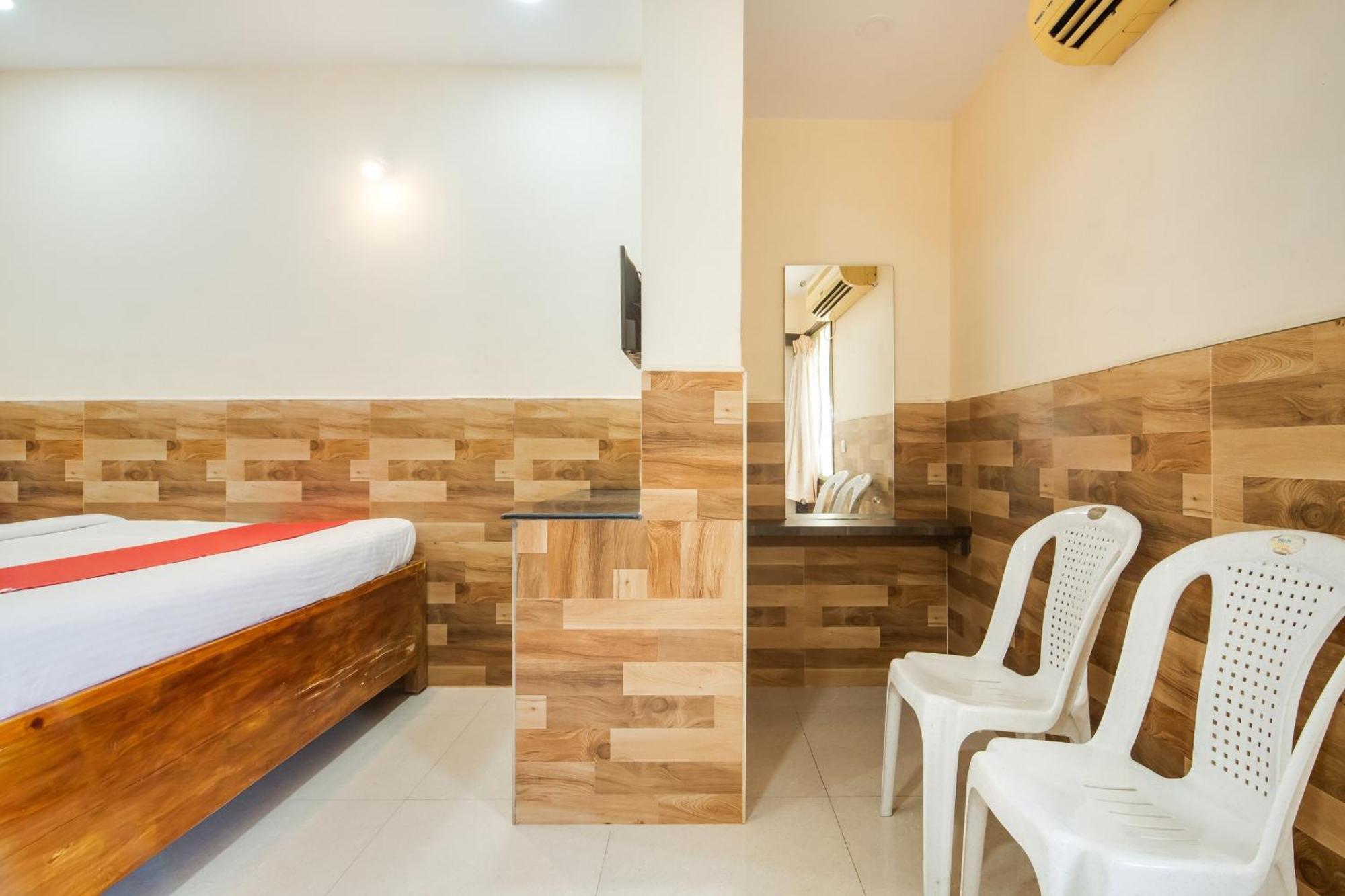 Oyo Flagship 75817 Ahvanam Guest House Tikkavanipalem المظهر الخارجي الصورة