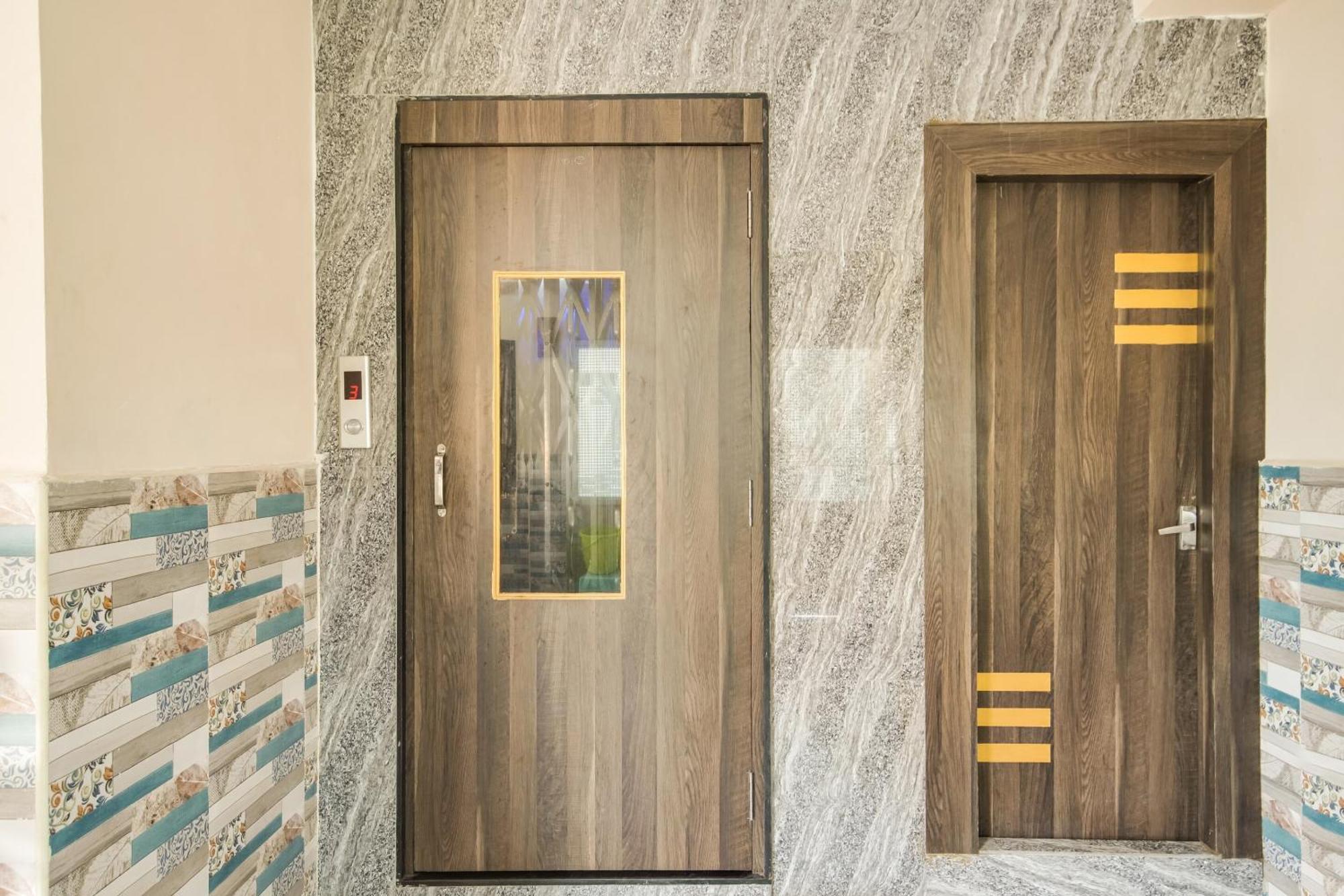 Oyo Flagship 75817 Ahvanam Guest House Tikkavanipalem المظهر الخارجي الصورة